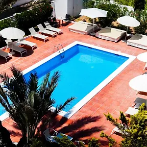 https://sandic-apartments-santa-eulalia-del-rio.balearic-islands.net